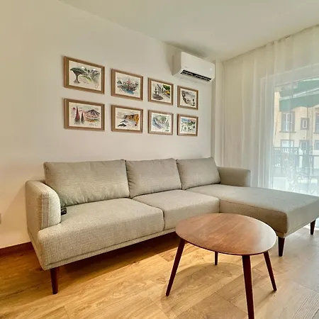 La Casita 2br - Pool, Parking & Aircon Candelaria