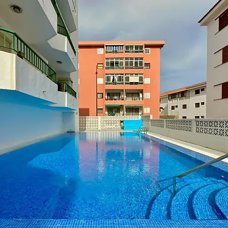 Apartment La Casita 2br - Pool, Parking & Aircon Candelaria